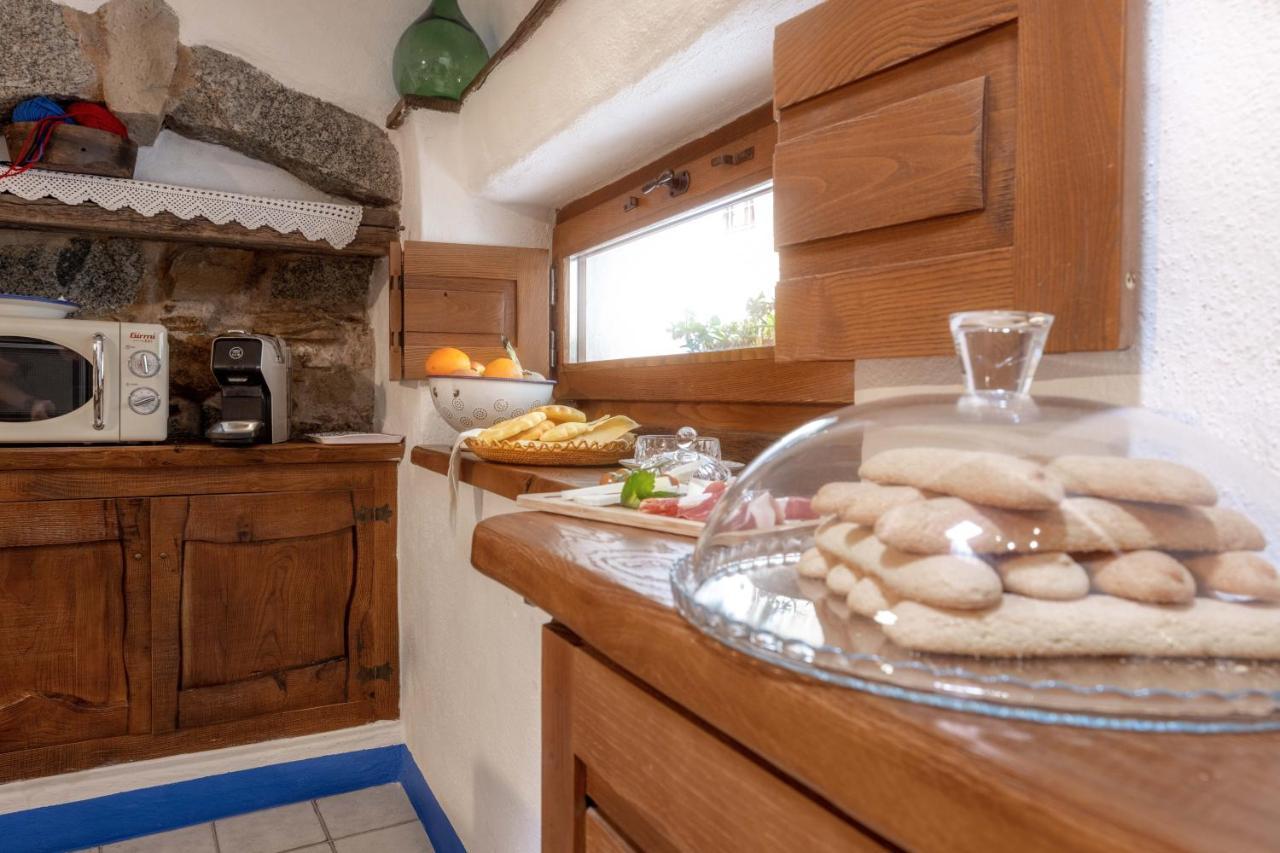 Casa Masini Bed & Breakfast Fonni Eksteriør bilde