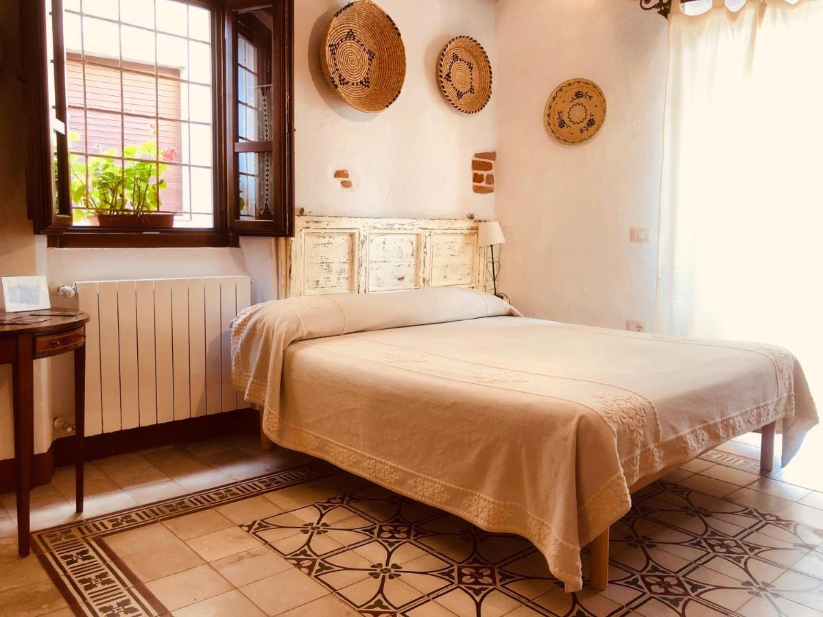 Casa Masini Bed & Breakfast Fonni Eksteriør bilde